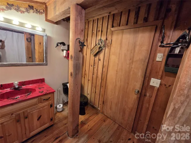 1170