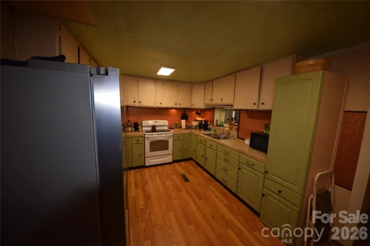 1170