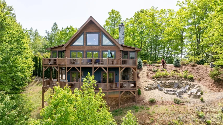 Multiple Decks, 2 Screened-In / 2 Open & Extraordinary Fire Pit Area!