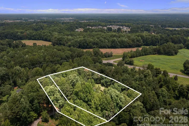 Beautiful 2.44 combined acreage on Sam Furr just shy of Westmoreland.