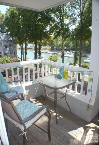 LKN WATERFRONT PENTHOUSE CONDO FULLY FURNISHED