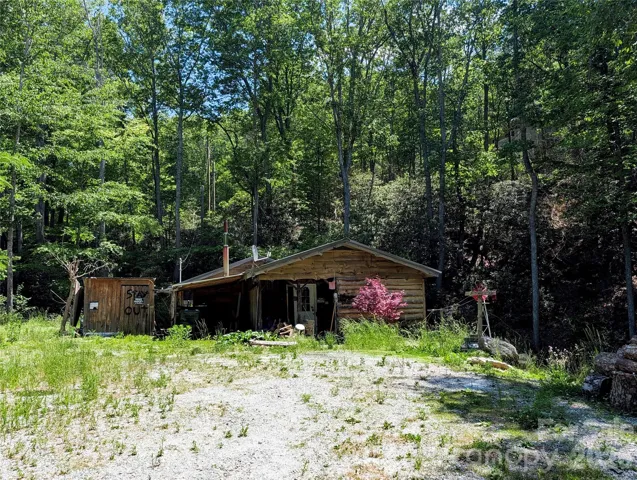 1034 Kyles Creek Rd