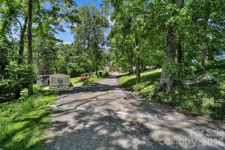 Private road to park