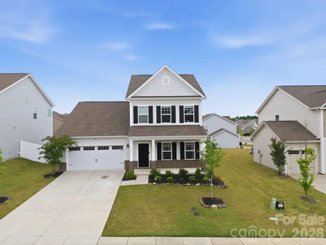 This like new open home offers an open layout with 3 BR, 2.5 baths, Primary bedroom on the main level, and a loft on the upper level is ready for its new owner!