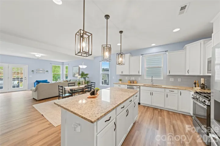 Spacious kitchen island