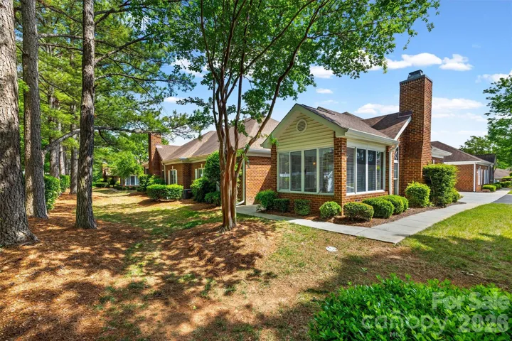 Great private yard by front door entrance