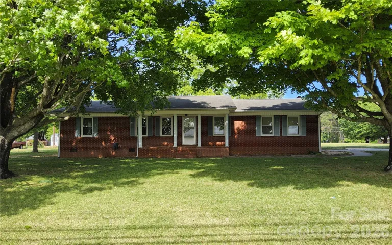 113 KINGS DRIVE~~
