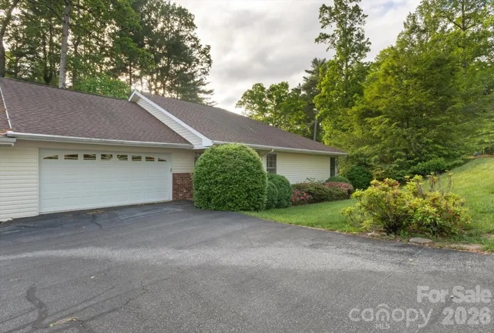 Welcome to 108 Bridgette Loop Rd!