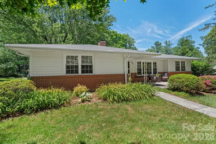 Welcome home to 107 Appledore Avenue in Hendersonville! Take advantage of no HOA or city taxes!!