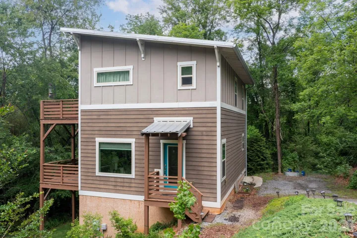 East Asheville Oasis