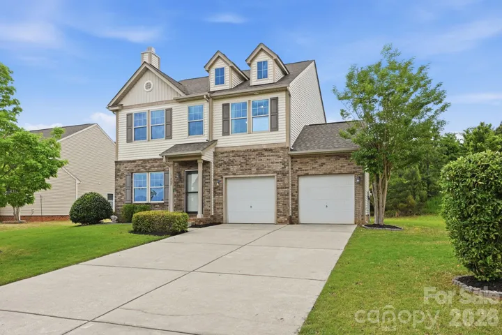 Welcome home to 1465 Juanita Ave!