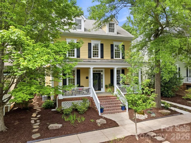 Welcome to 739 Julia St.
