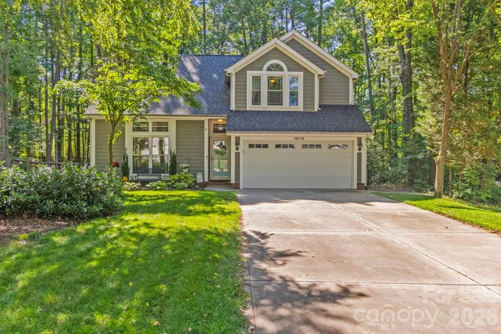 Welcome home to 14018 Naworth Lane!!!
