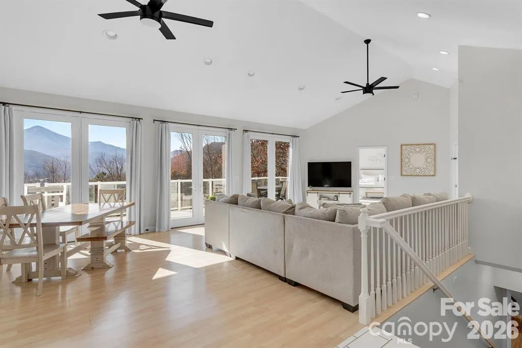 56 Great Horned Owl Road, Candler, North Carolina 28715