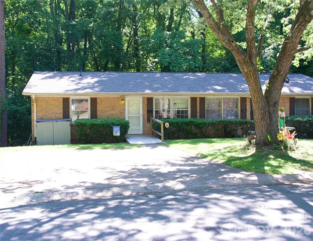 Welcome to 4631 Highlake Dr