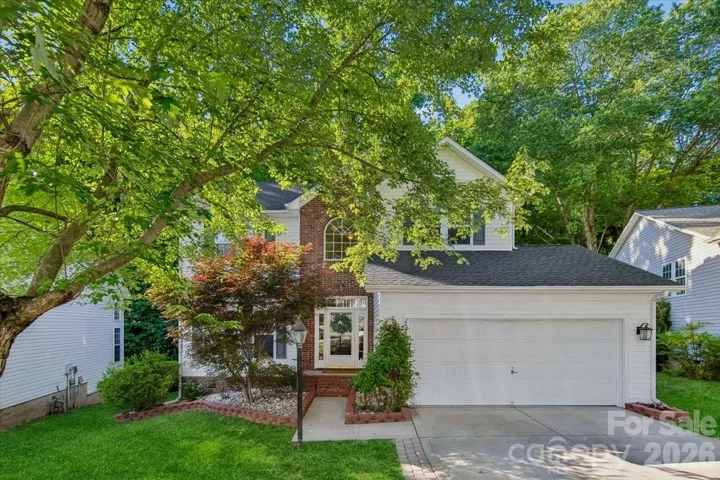 Welcome Home to 2520 Thornfield Rd