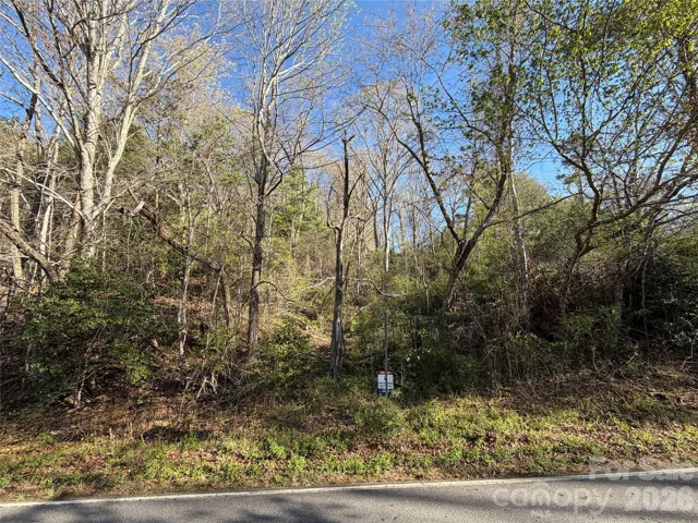 Easy access to lot.
