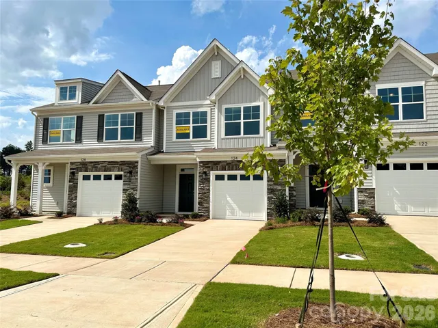 Homesite 11 features an Ashland F floorplan