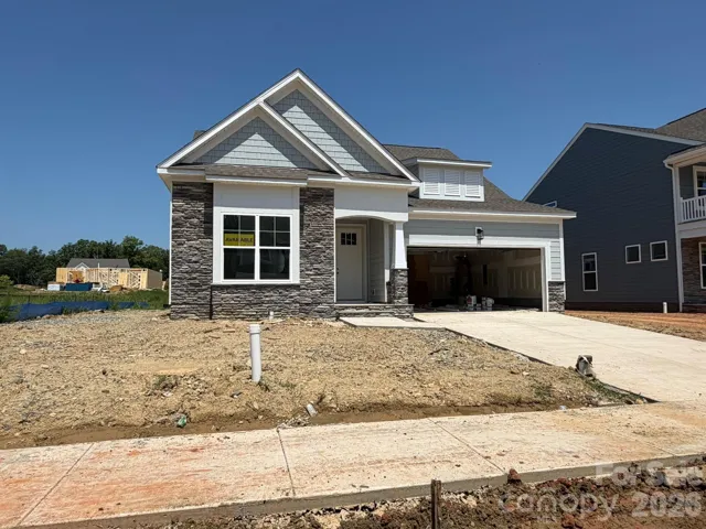 Homesite 133 features a Wescott D