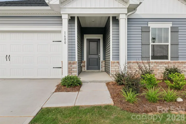 Photo is not of the actual home, but is an inspirational photo of builder’s model home and may depict options, furnishings, and/or decorator features that are not included