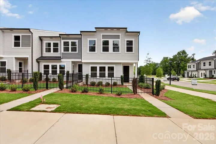 End Unit Townhome with fenced front yard