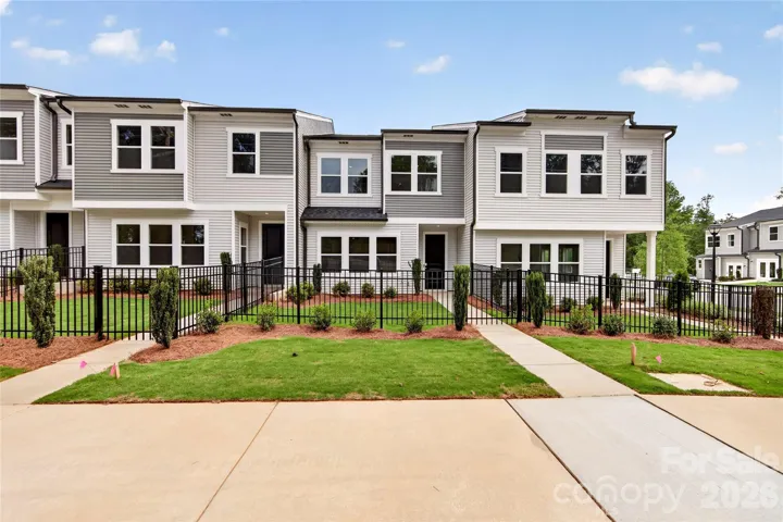 2-Story townhome with fenced front yard