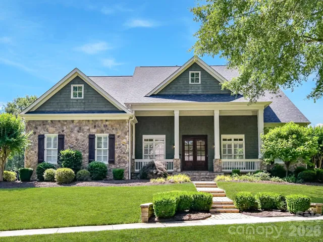 Welcome to 7805 Pemswood St!