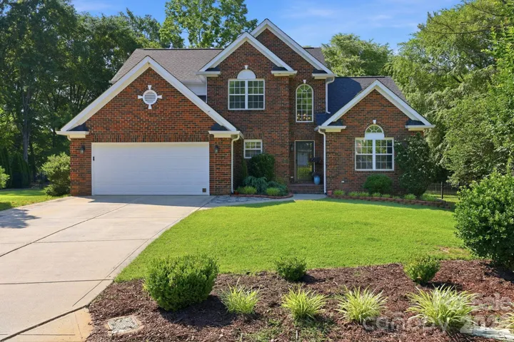 Beautiful cul-de-sac setting with mature landscaping