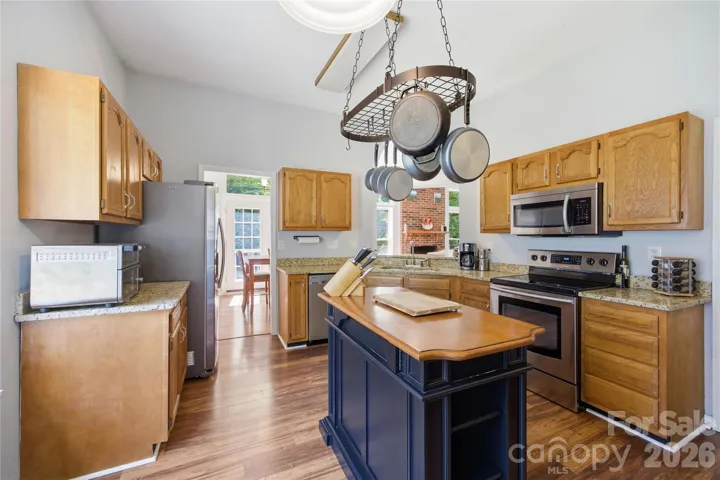 1170