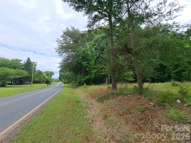 Large road frontage