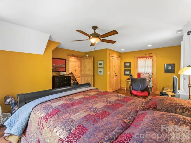 1170