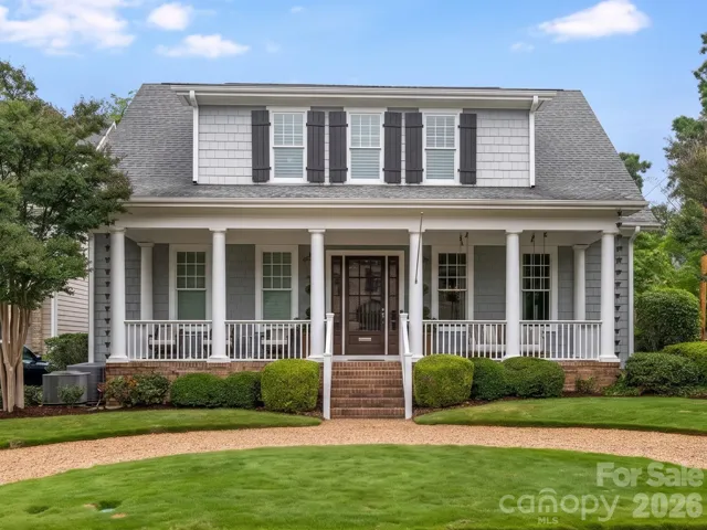 300 Plantation Place