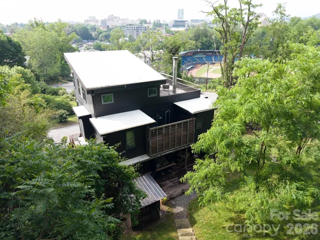 Welcome to the Stadium House!