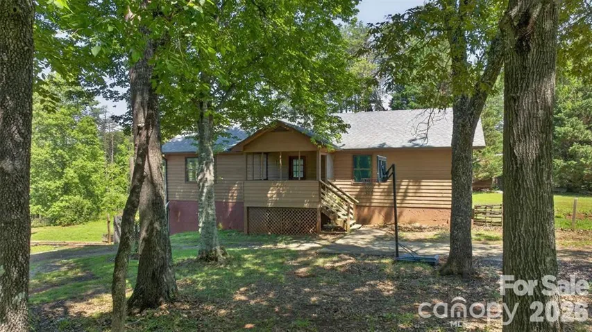 This charming ranch-style home features a spacious apt. in the full basement, perfect for guests or rental income.  Enjoy the benefits of single-level living while having additional space for family or potential tenants.