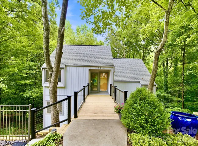 2724 Huntingtowne Farms Lane