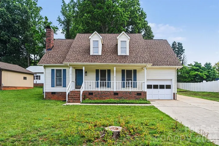 Welcome home to 608 Azalea Lane!