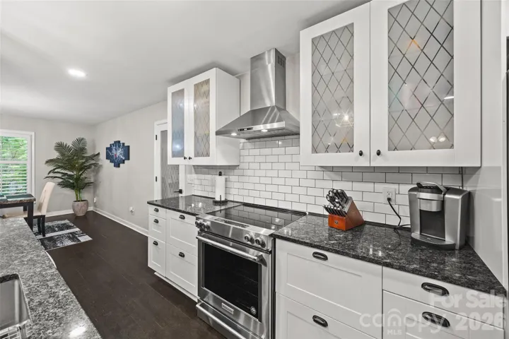 Gourmet Kitchen