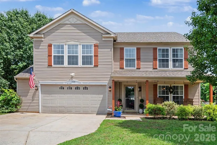 EXTERIOR FRONT OF HOME