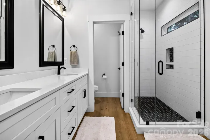 LUXURY AT IT'S FINEST! MODERN LUXURY MEETS FARMHOUSE! WELCOME TO 4732 BIRCHWOOD!