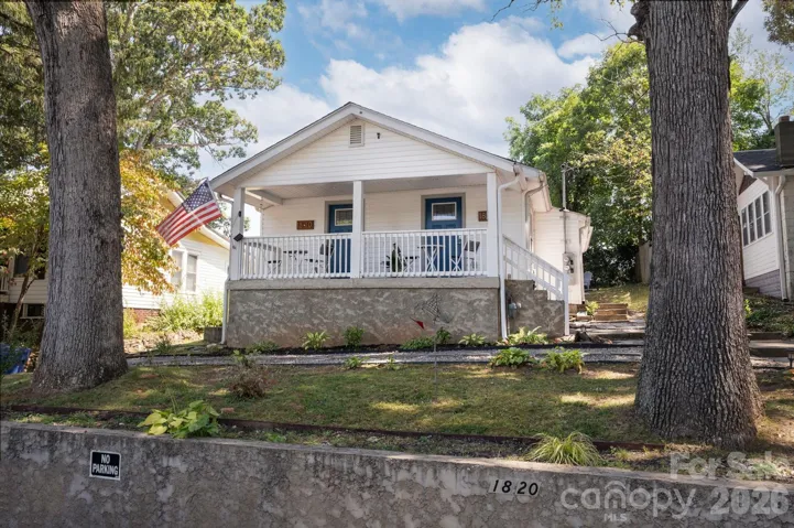 East Asheville Renovated Duplex