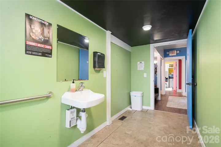 1170