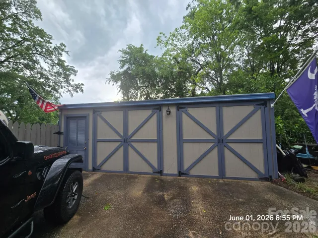 1170
