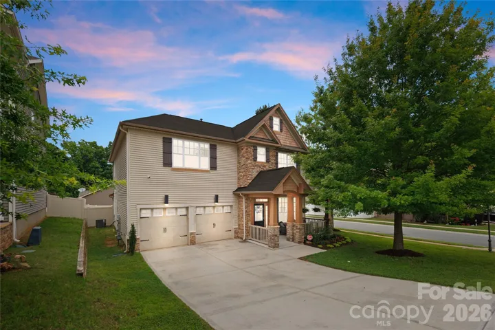 Welcome to 7202 Toxaway Lane!
