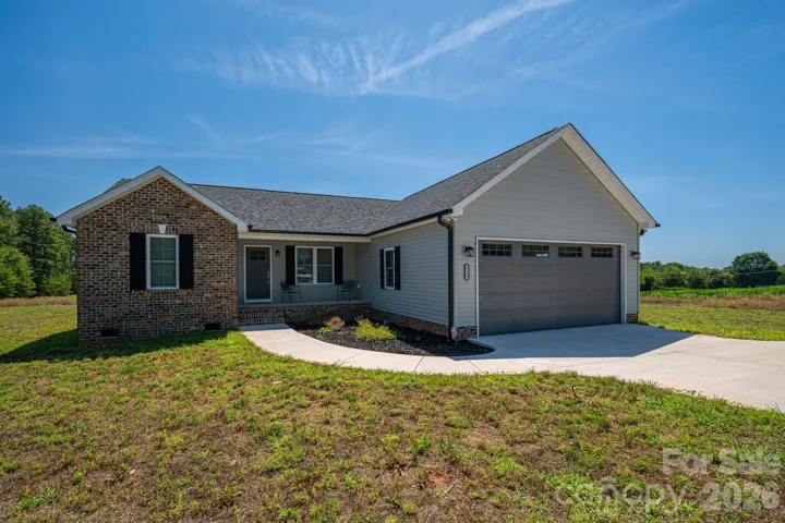 3 Bedroom 2 Bathroom Custom Built Home