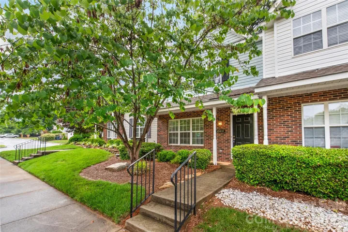 Welcome to 15411 Asterwind