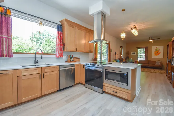 Updated Kitchen!