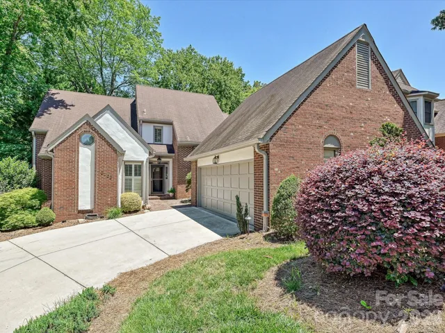 Welcome to 5203 Rustleood Lane