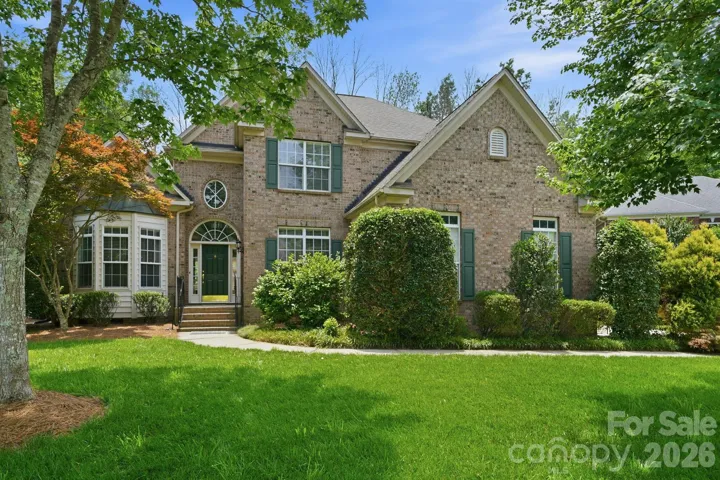Brick Home in cul-de-sac with 3 car garage