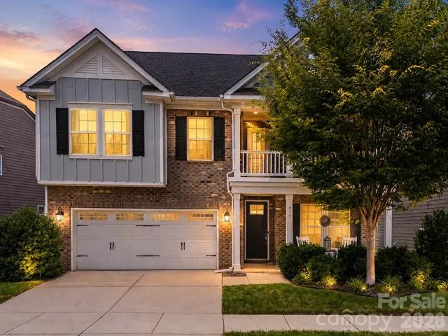 859 Pecan Tree Lane