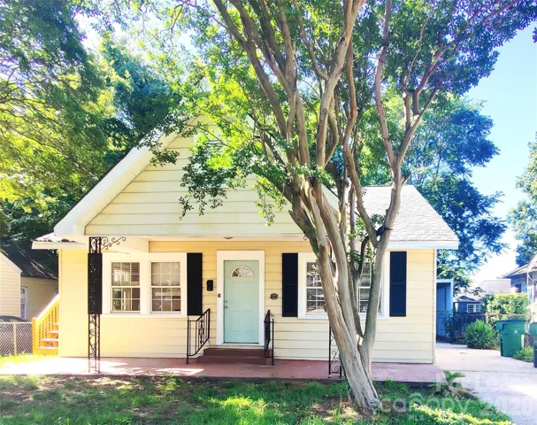Charming 1937 Craftsman home in the heart of West Charlotte.  Walk to exciting new coffee shops, restaurants, and breweries!